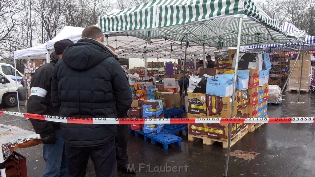 Razzia Wochenmarkt Autokino Porz Eil Rudolf Dieselstr (TK) P03.jpg